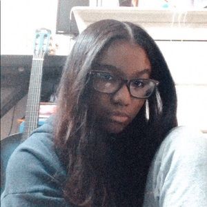 Meet your Posher, Kayley